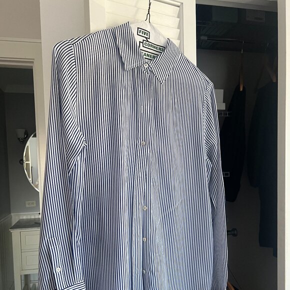Everlane Must Have Silk Shirt in Washable Silk Size 4 - Picture 1 of 1